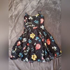 OLD NAVY * FLOWER DRESS * SIZE XS * ADJUSTABLE STRAPS * SUMMER DRESS * STRETCHY